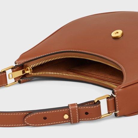 MEDIUM AVA TRIOMPHE BAG IN SMOOTH CALFSKIN TAN - Image 4